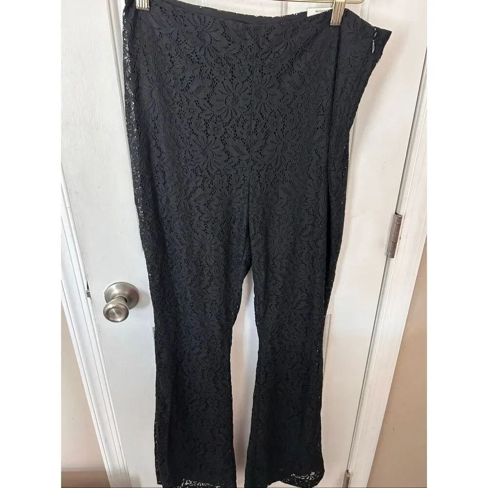 Ladies International Concepts Pants Size Eight Black Lace new with tags flare